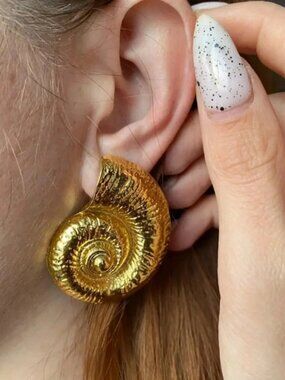 Seashell Golden Earrings